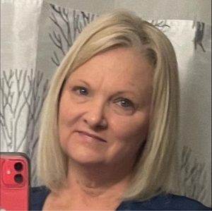 Meet your Posher, Sandy